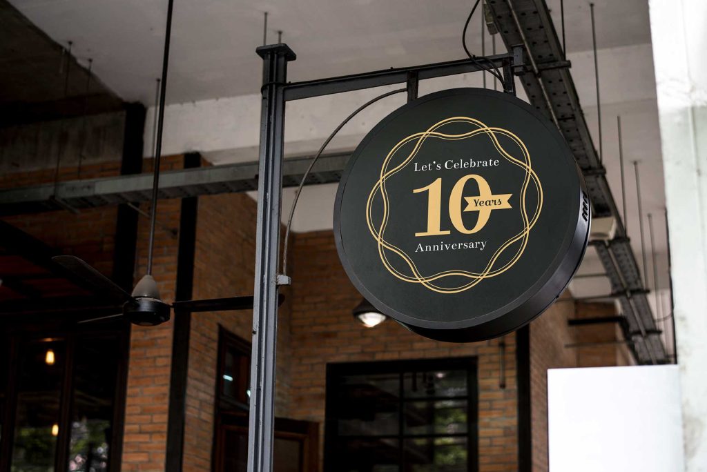 A welded signage outside a restaurant